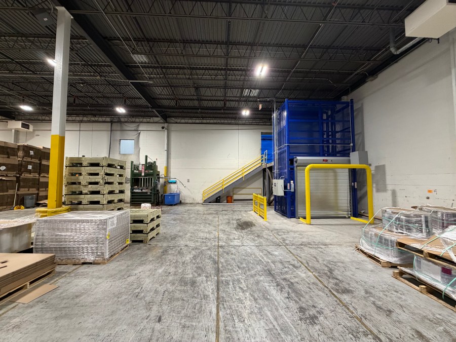 Wizard mechanical VRC with full-height enclosure in an organic food distribution center